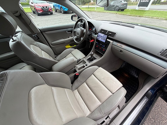 Audi A4 18 of 25