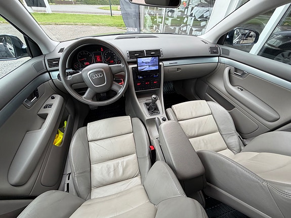 Audi A4 15 of 25