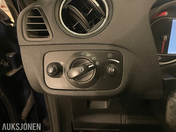 Ford S-MAX 12 of 30