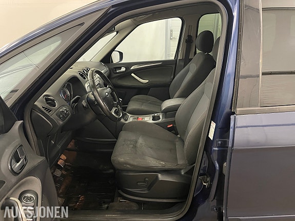 Ford S-MAX 10 of 30