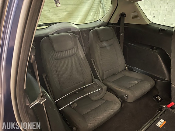 Ford S-MAX 27 of 30