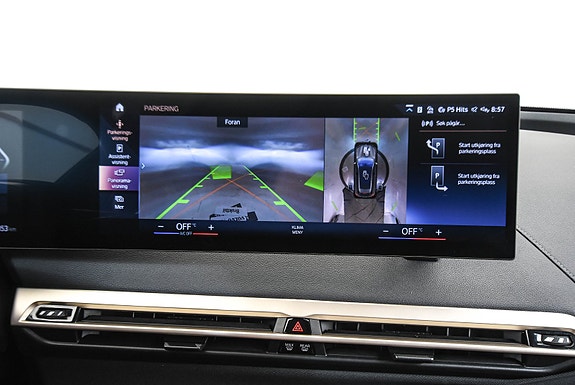 BMW iX 9 of 20