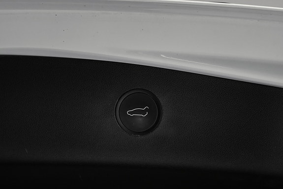 Tesla Model 3 19 of 30