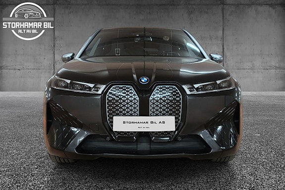 BMW iX 3 of 30
