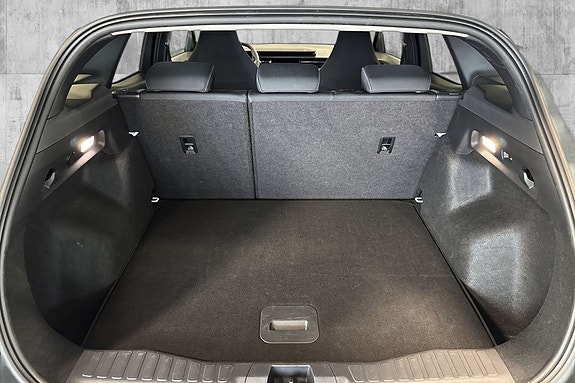 Ford Explorer 11 of 30