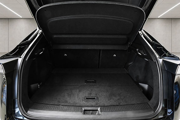 Nissan Ariya 17 of 21