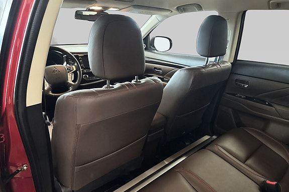 Mitsubishi Outlander 14 of 30