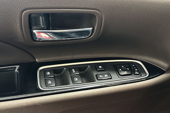 Mitsubishi Outlander 25 of 30