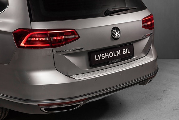 Volkswagen Passat Alltrack 6 of 27