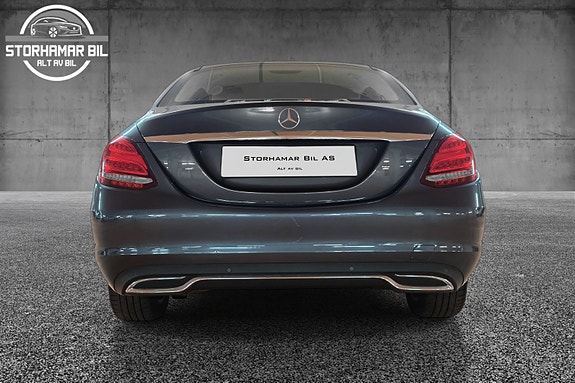 Mercedes-Benz 180 9 of 30