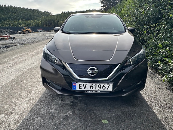 Nissan Leaf 7 of 30