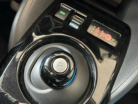 Nissan Leaf 18 of 30