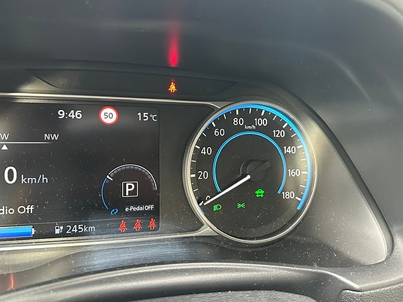 Nissan Leaf 9 of 30