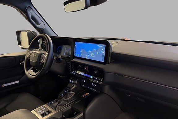 Toyota Land Cruiser 17 of 22