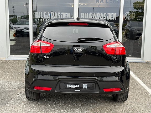 Kia Rio 6 of 25