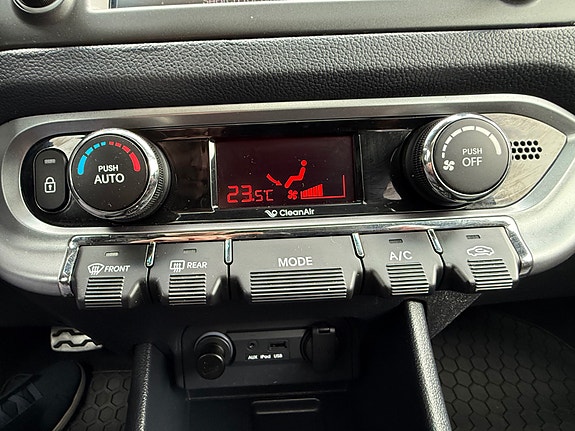 Kia Rio 15 of 25