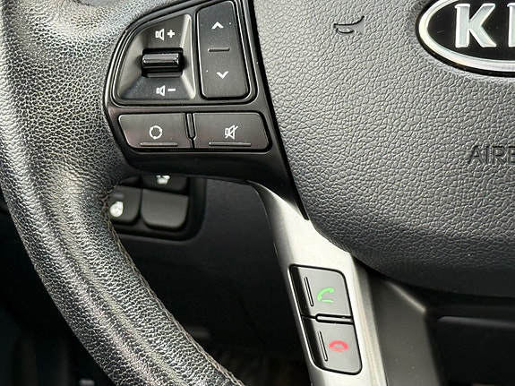 Kia Rio 13 of 25