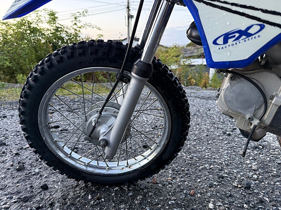 Yamaha TTR90 6 of 15