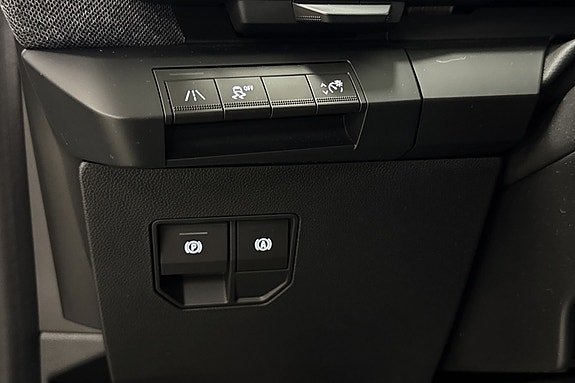 Renault Megane E-Tech 18 of 28