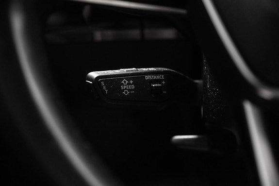 Audi e-tron 25 of 27
