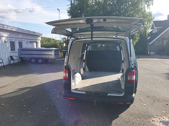 Volkswagen Transporter 13 of 17