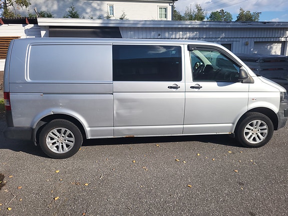 Volkswagen Transporter 11 of 17