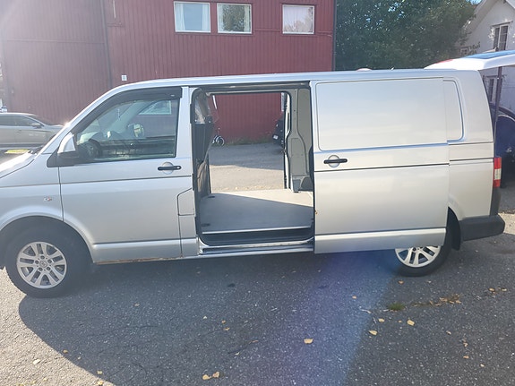 Volkswagen Transporter 14 of 17