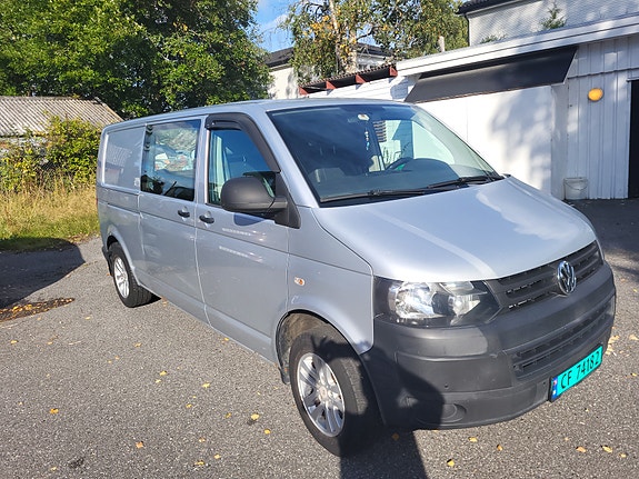 Volkswagen Transporter 2 of 17