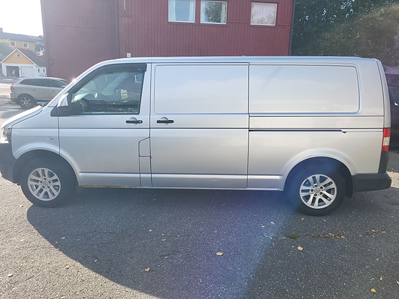 Volkswagen Transporter 4 of 17