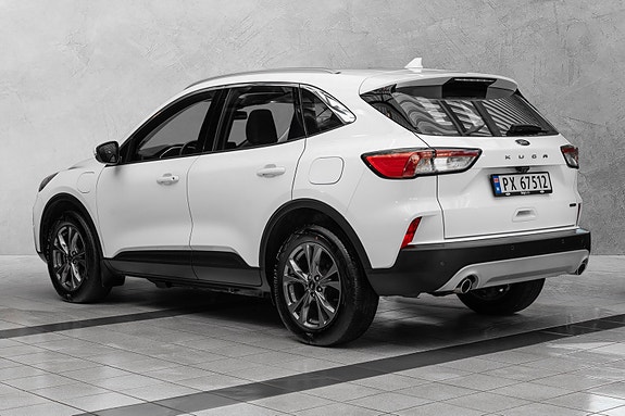 Ford Kuga 8 of 24