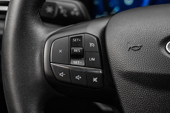 Ford Kuga 16 of 24