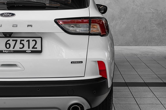 Ford Kuga 7 of 24
