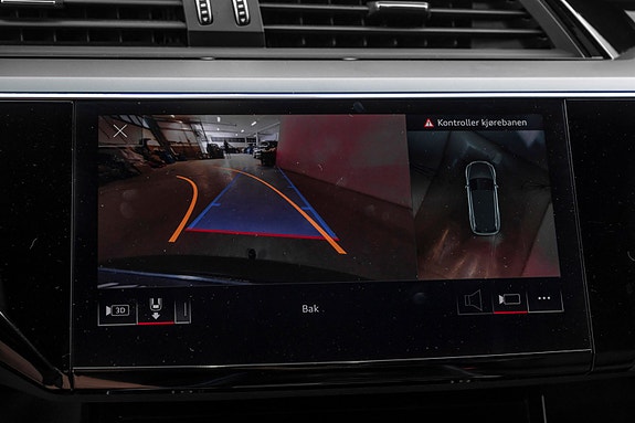 Audi Q8 e-tron 24 of 30