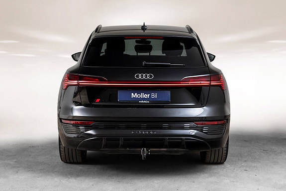 Audi Q8 e-tron 7 of 30