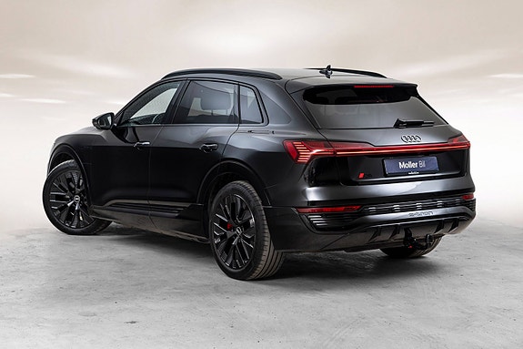 Audi Q8 e-tron 2 of 30