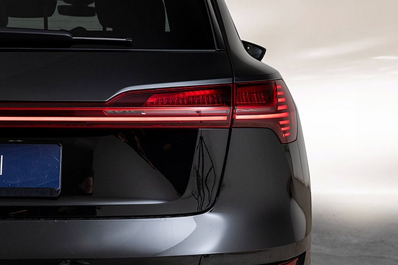 Audi Q8 e-tron 8 of 30