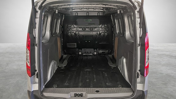 Ford Transit Connect 21 of 25