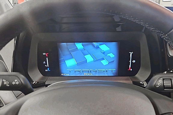 Ford Transit Courier 9 of 18
