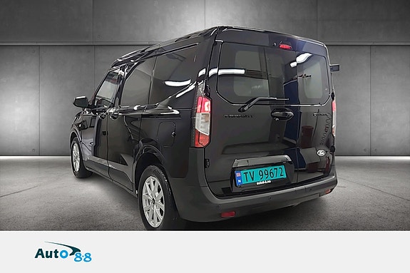 Ford Transit Courier 5 of 18