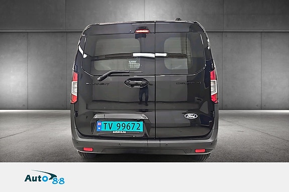 Ford Transit Courier 7 of 18