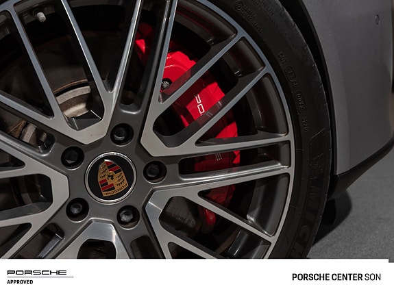 Porsche Panamera 13 of 30