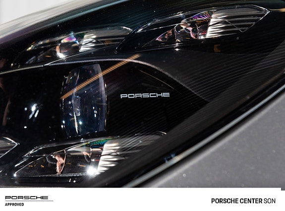 Porsche Panamera 21 of 30