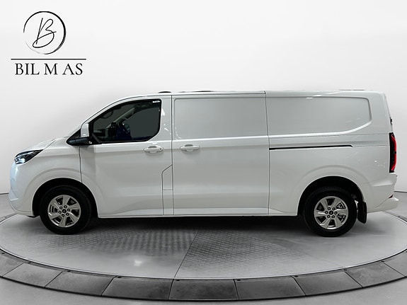 Ford Transit Custom 2 of 30
