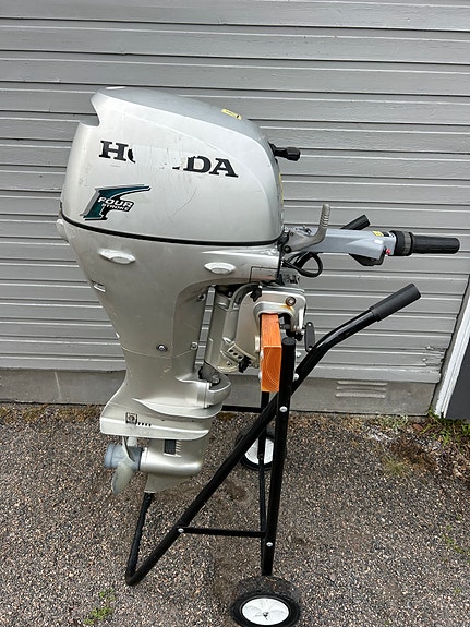 Honda BF10 D kort stamme m/både snor og el.start og rorkult med egen startknapp 4 of 12