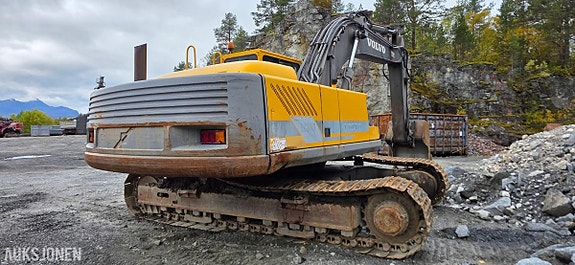 Volvo EC340 11 of 30