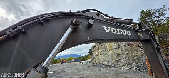 Volvo EC340 30 of 30