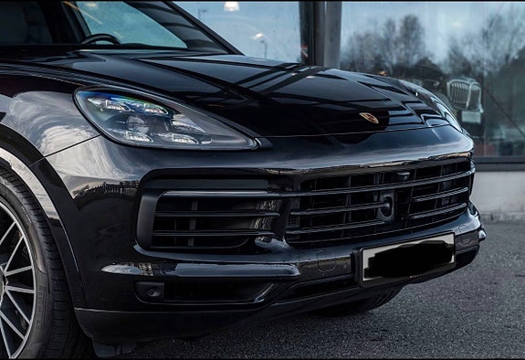 Porsche Cayenne S 4 of 22