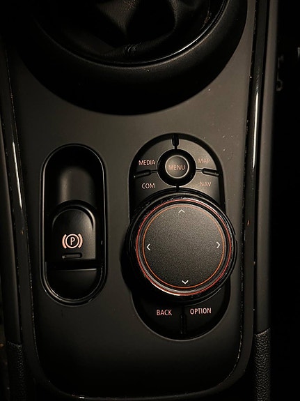 MINI Countryman-Serie 24 of 30