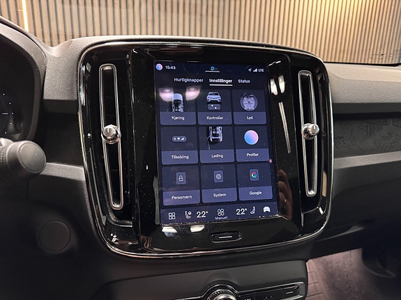 Volvo C40 15 of 23