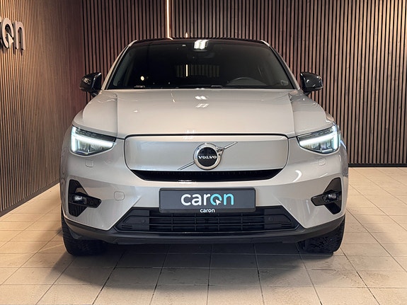 Volvo C40 2 of 23
